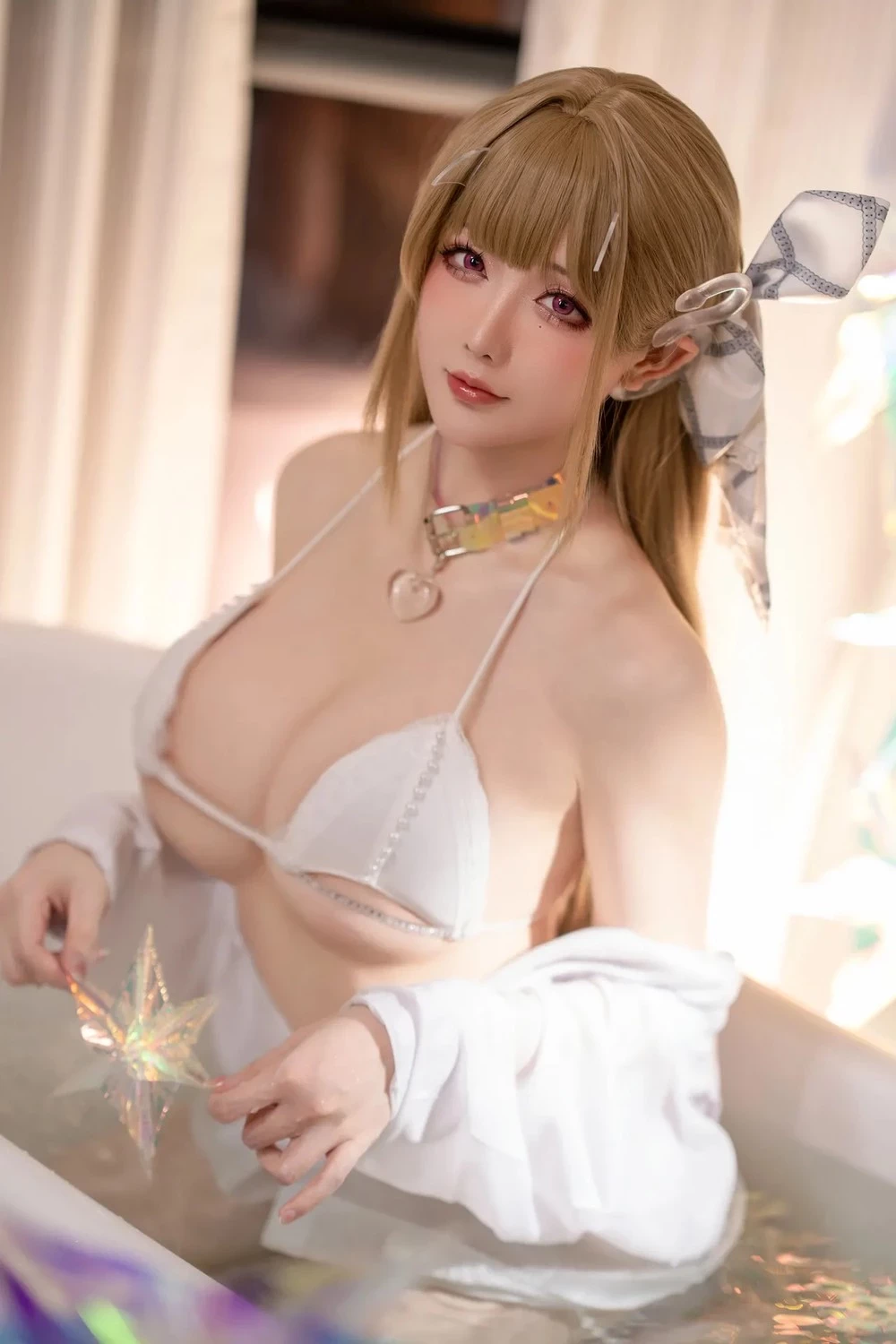 Star Chichi Cosplay Onepie Với Trang Phục Bikini Viper