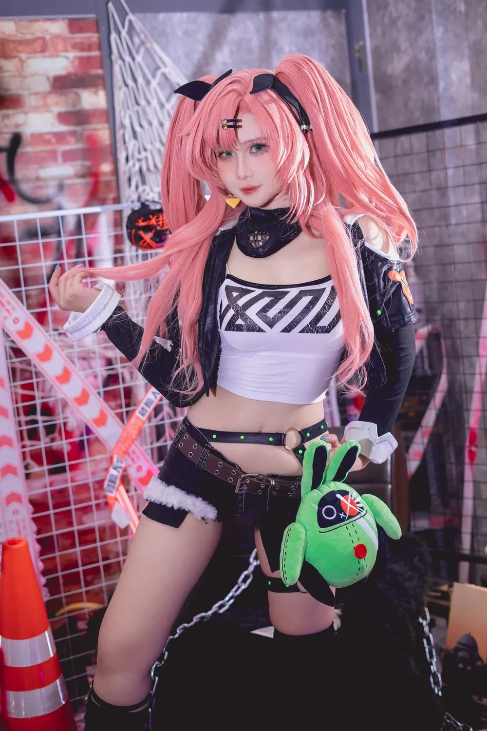 Nicole Demara Cosplay Nhân Vật Trong Naruto