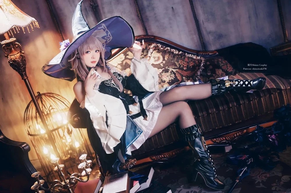 Shimo Cosplay Anime Nhân Vật Herta Gợi Cảm