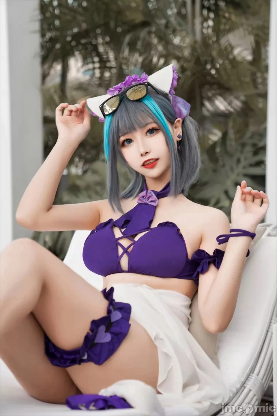 Hình Ảnh Cosplay Momoko Trong Bộ Bikini Quyến Rũ