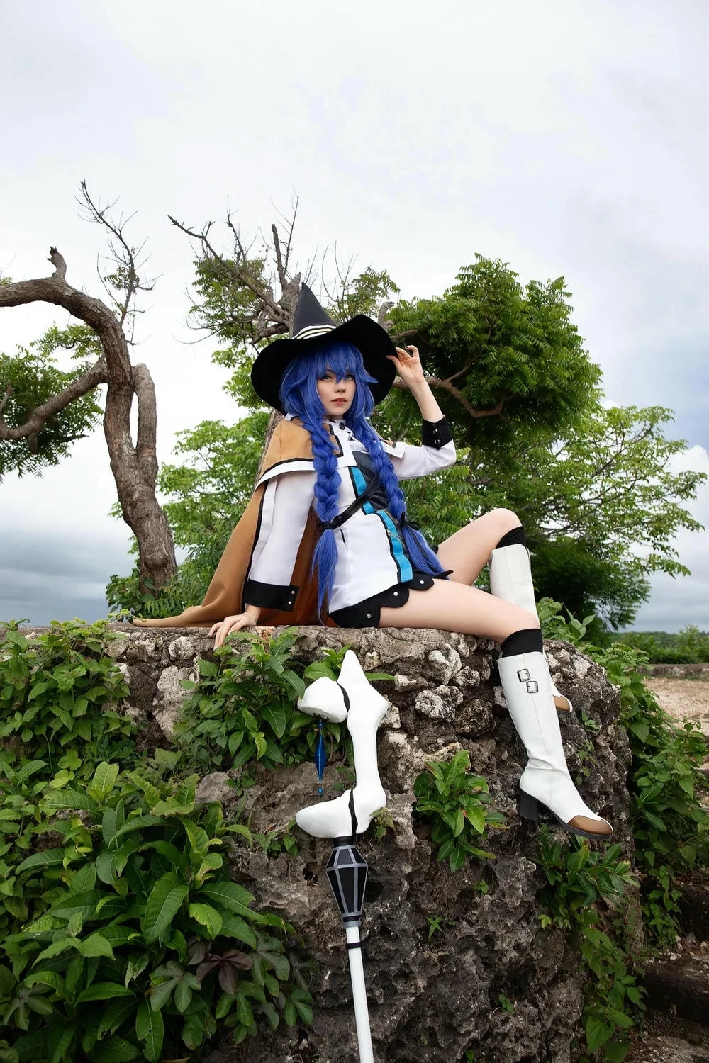 Ảnh Cosplay Pháp Sư Của Cô Gái Loli