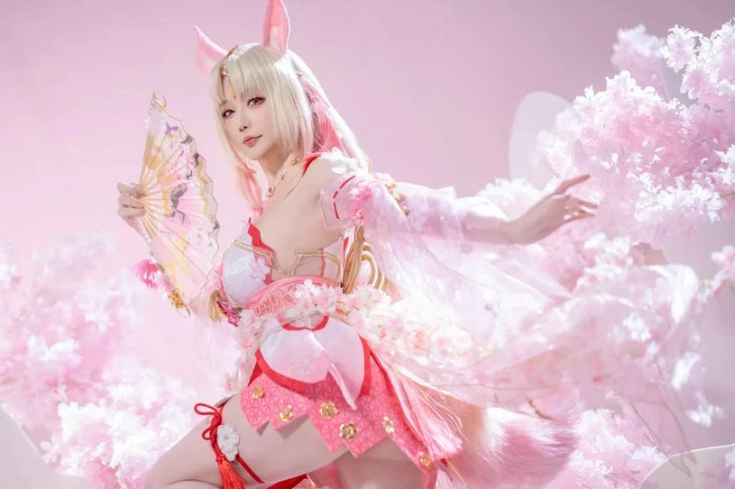 Hình Ảnh Gái Xinh Cosplay Hentai Nhân Vật Thỏ Hồng Xinh Xắn